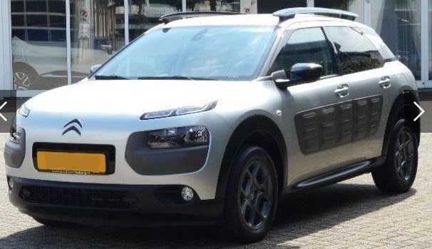 Left hand drive CITROEN C4 CACTUS 1.2 PureT. Shine